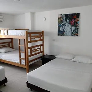 apartamento-cerca-a-la-playa.santamartahotels.net/